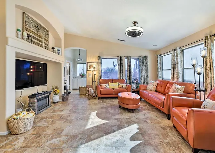 Close To Golf & Hikes! Goodyear Retreat W/ Pool Ferienhaus Liberty