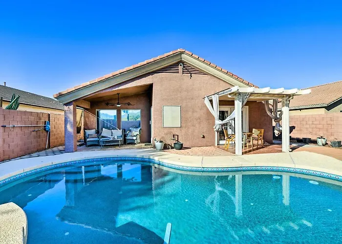 Close To Golf & Hikes! Goodyear Retreat W/ Pool Ferienhaus